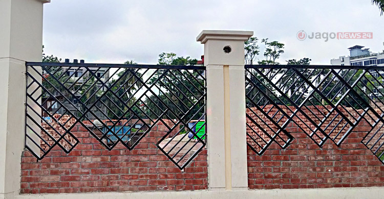 নামকরণে ঝুলে আছে ‘জিয়া হল কমপ্লেক্স’