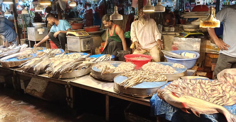 খুলনার বাজারে সবজিতে স্বস্তি