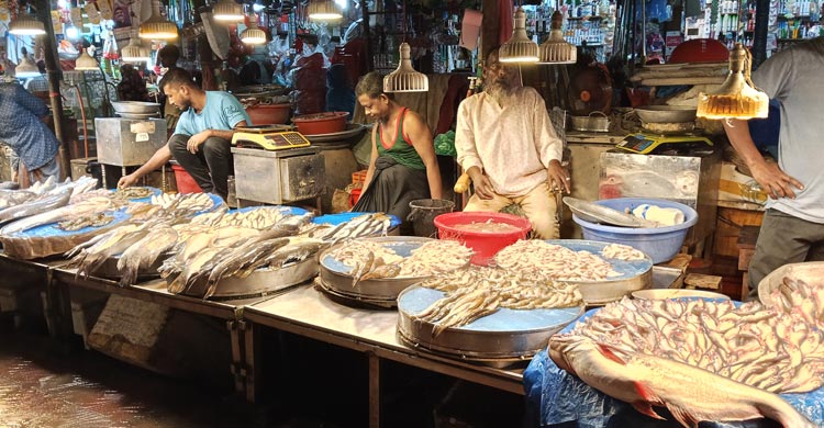 খুলনায় সপ্তাহের ব্যবধানে সবজির দাম দ্বিগুণ