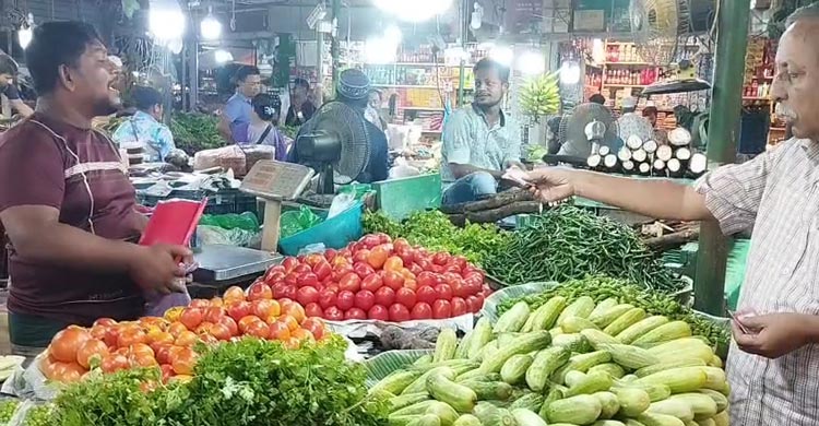 সবজির দাম কমতে শুরু করেছে খুলনার বাজারে