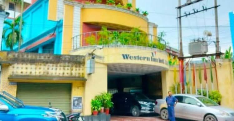 খুলনায় হোটেলের কক্ষ থেকে নারীর মরদেহ উদ্ধার