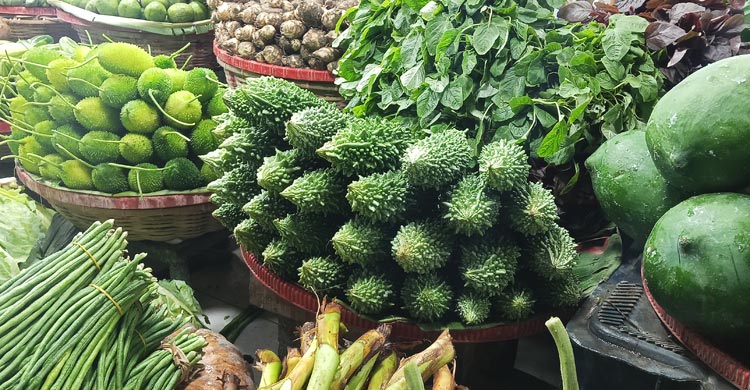 খুলনার বাজারে মাছের দামে আগুন