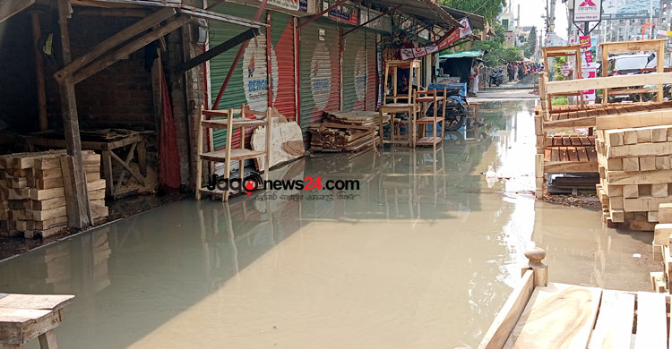 খুলনা নগরবাসীর ‘বিষফোঁড়া’ জলাবদ্ধতা