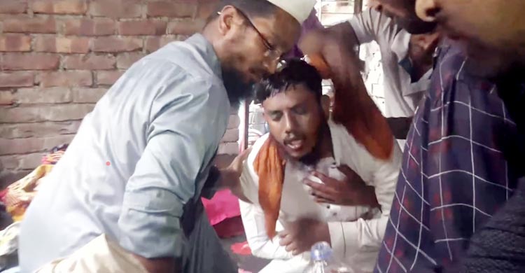 দুই মেয়ের সঙ্গে মাকে হারিয়েছেন আবদুস সালাম