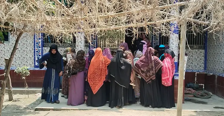 সোনার চেইন-কানের দুলকে ঘিরে তিনজনকে হত্যা, যা জানা গেলো