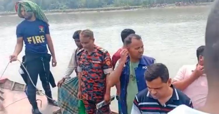 বাউফলে লঞ্চ-ট্রলার সংঘর্ষে নিহত ২