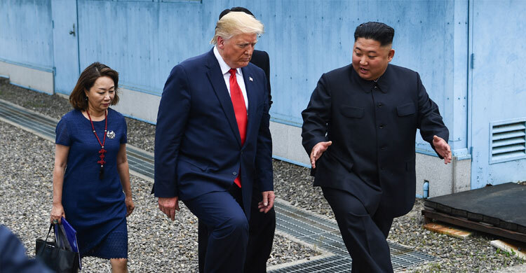 কিম জং উনের সঙ্গে ট্রাম্পের বৈঠক নিয়ে আলোচনা চলছে