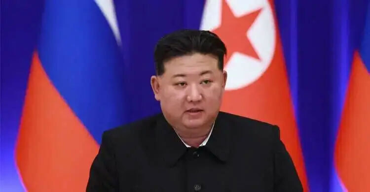 ক্ষেপণাস্ত্র উন্নয়ন চালিয়ে যাবে উত্তর কোরিয়া: কিম জং উন