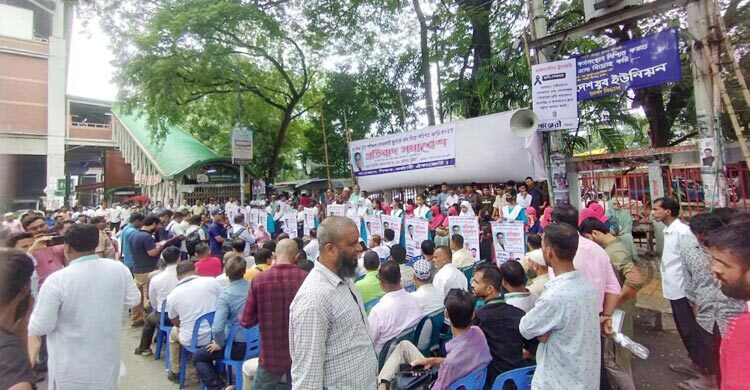 বৃত্তি পরীক্ষায় কিন্ডারগার্টেন শিক্ষার্থীদের সুযোগ দেওয়ার দাবি