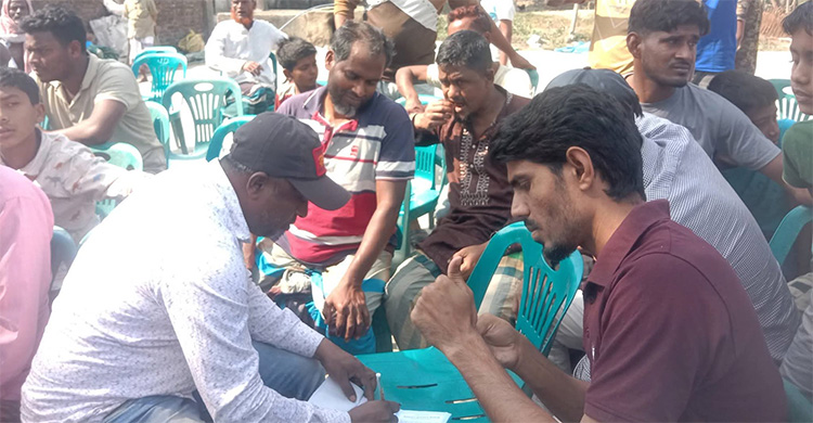 মেজর আখতারুজ্জামানের হাত ধরে জামায়াতে যোগ দিলেন শতাধিক মানুষ