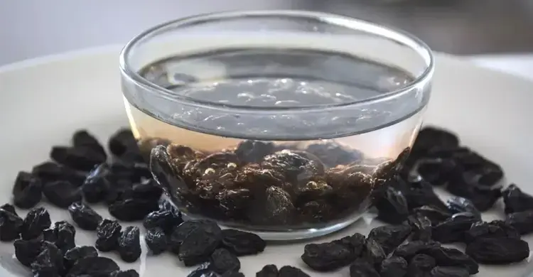 কালো কিশমিশ