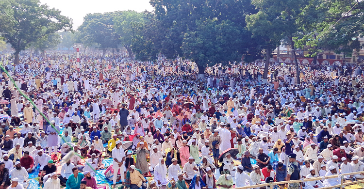 কানায় কানায় পূর্ণ শোলাকিয়া ঈদগাহ