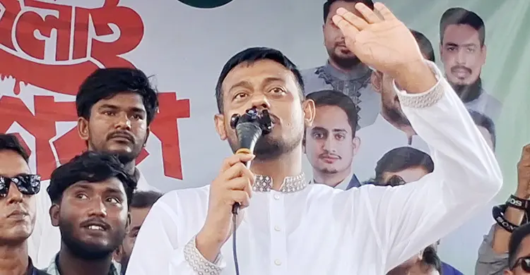‘ফজু পাগলা’ থেকে কিশোরগঞ্জবাসীকে উদ্ধার করেন: প্রধানমন্ত্রীকে পাটওয়ারী