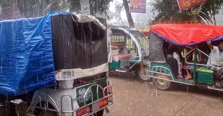 টানা দাবদাহের পর কিশোরগঞ্জে স্বস্তির বৃষ্টি