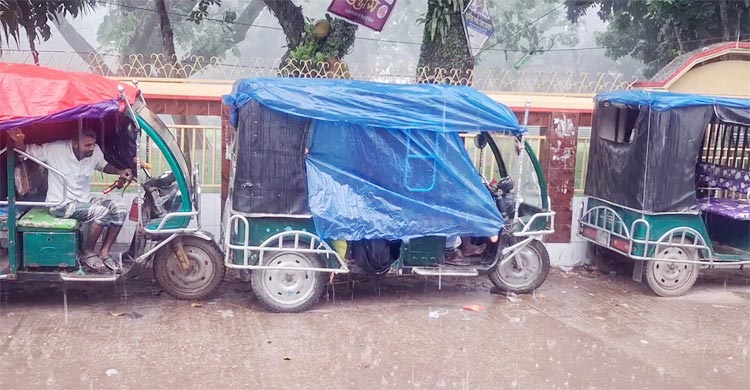 টানা দাবদাহের পর কিশোরগঞ্জে স্বস্তির বৃষ্টি