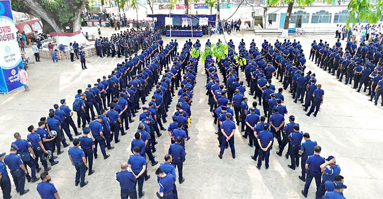 শোলাকিয়া ঈদগাহের নিরাপত্তায় কাজ করবে ১১০০ পুলিশ