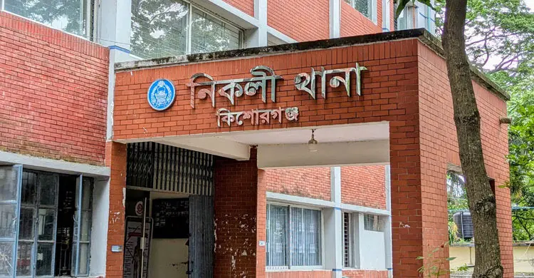 থানায় আসামির ঝুলন্ত মরদেহ, দুই পুলিশ সদস্য ক্লোজড