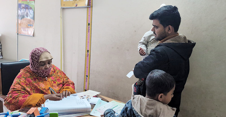 বেড়েছে শীতকালীন রোগ, হাসপাতালে শিশু-বৃদ্ধ রোগীর ভিড়