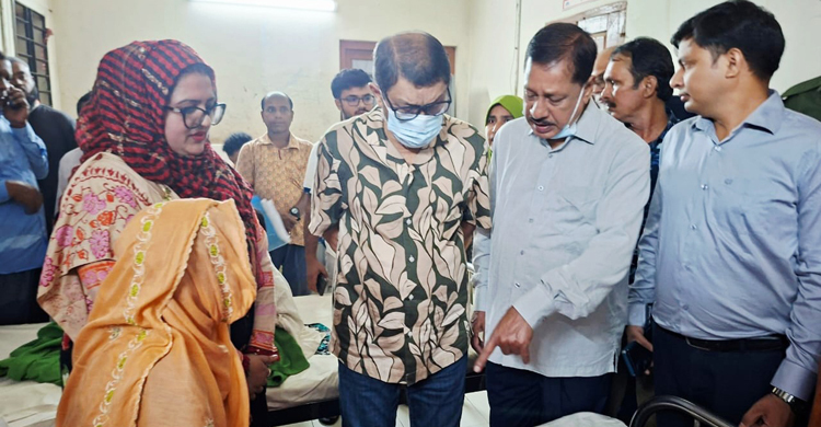 অপ্রস্তুত অবস্থায় হাসপাতালের রিয়েল সিচুয়েশনটা দেখার চেষ্টা করছি
