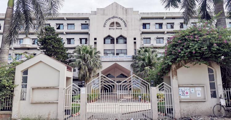 কিশোরগঞ্জে বিদ্যুৎস্পৃষ্টে শাশুড়ি-বউয়ের মৃত্যু