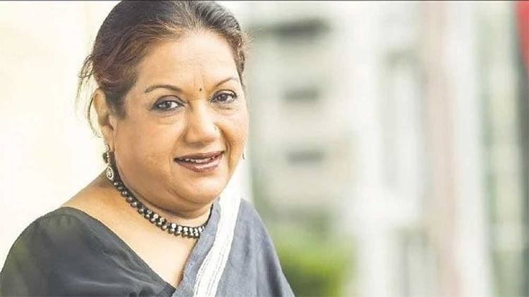 ১৩ বছর বয়সে ‘মিনা পাল’ থেকে যেভাবে ‘কবরী’ হয়েছিলেন