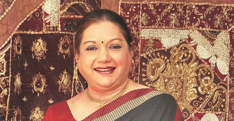 কবরীর শেষ স্বপ্ন পূরণে ছেলের লড়াই