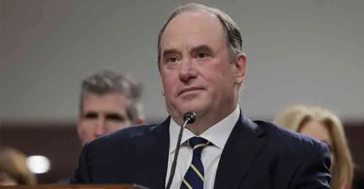 এবার পদত্যাগ করলেন যুক্তরাষ্ট্রের নৌবাহিনী প্রধান