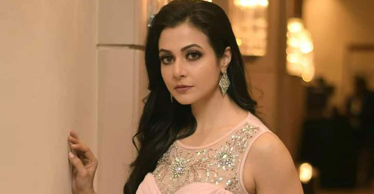 রাজনীতি থেকে সরে দাঁড়াচ্ছেন কোয়েল? 