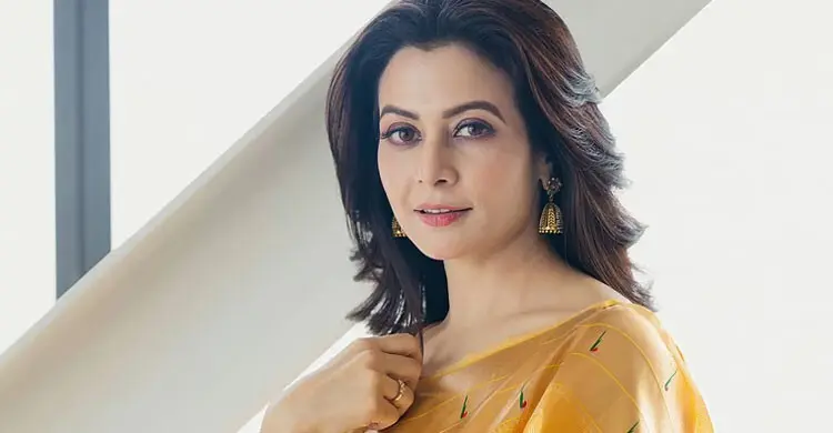 রাজনীতি থেকে সরে দাঁড়াচ্ছেন কোয়েল?