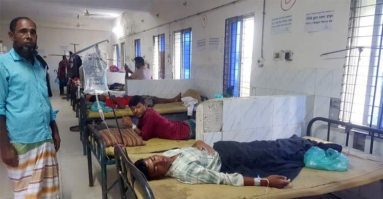 বঙ্গোপসাগরে মাছ ধরার ট্রলারডুবি, ৫ জেলে নিখোঁজ