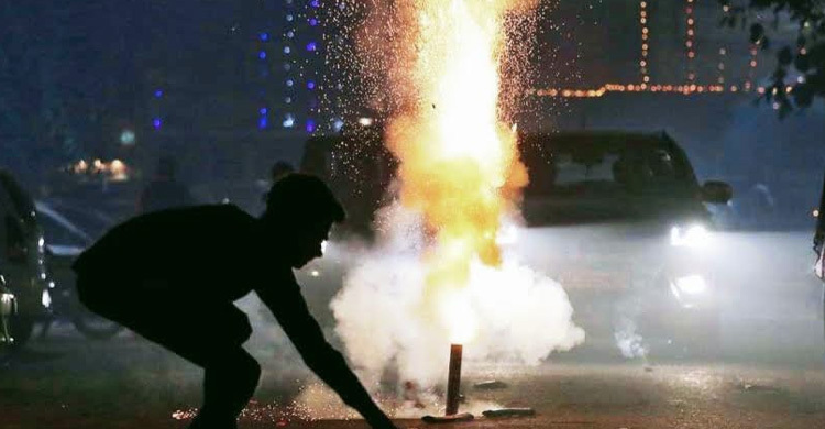 দীপাবলির পরেই বিপৎসীমা পেরোলো কলকাতার বায়ুদূষণ