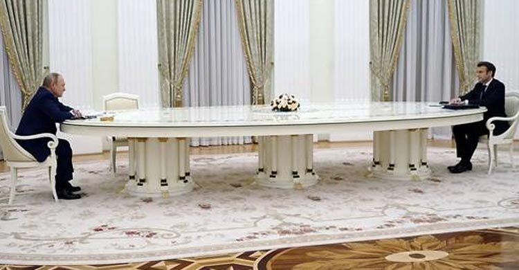 ২০২২ সালের পর প্রথম পুতিন ও ম্যাক্রোঁর ফোনালাপ