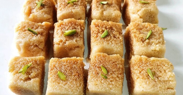 আটার রুটি দিয়ে বানান সুস্বাদু মিল্ক কেক