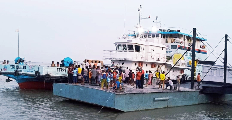 বুধবার থেকে চিলমারী-রৌমারী রুটে চলবে ফেরি