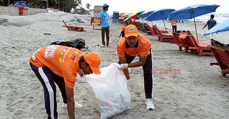 ক্লিন কুয়াকাটায় কক্সবাজারের ‘সাম্পান’