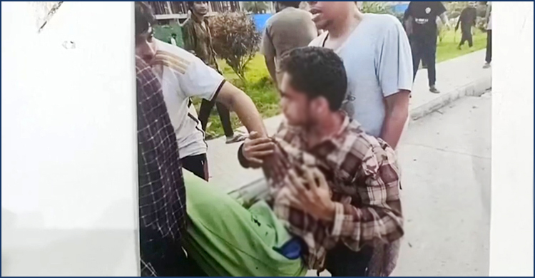 ছবিতে ছবিতে ‘রক্তাক্ত কুয়েট’