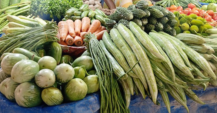 খুলনার বাজারে বেড়েছে সবজির দাম