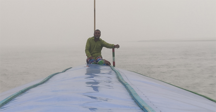 ‘শীতে যত কষ্টই হোক কাজে যাওন লাগে’