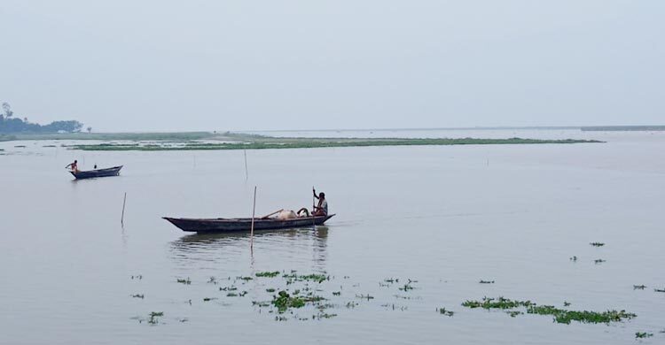 কুড়িগ্রামে বাড়ছে নদ-নদীর পানি