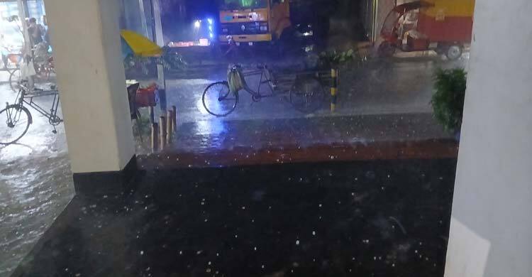 কুড়িগ্রামে হঠাৎ শিলাবৃষ্টি