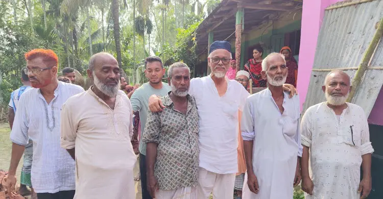 সালিশে মিটলো দুই ভাইয়ের ২০ বছরের বিরোধ