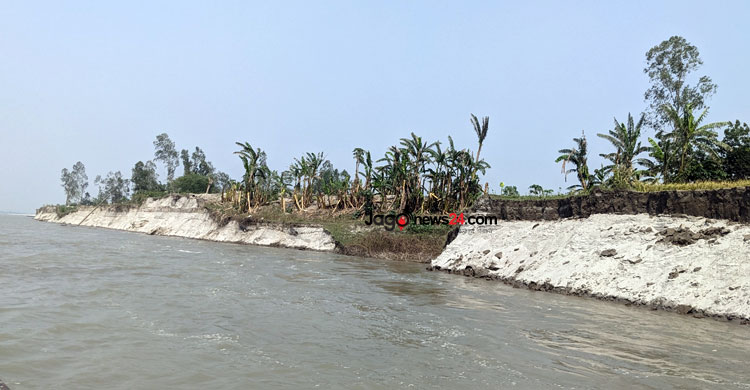 ভাঙনে পাঁচ বছরে বাস্তুহারা ১১ হাজার পরিবার