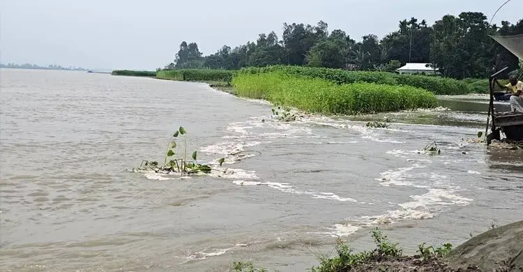 কুড়িগ্রামে বাড়ছে নদ-নদীর পানি, নিম্নাঞ্চলে বন্যার শঙ্কা