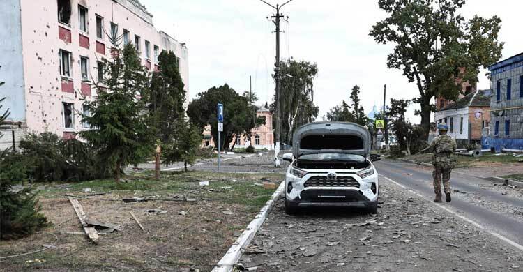 কুরস্ক অঞ্চলের সবচেয়ে বড় শহরের নিয়ন্ত্রণ ফিরে পাওয়ার দাবি রাশিয়ার
