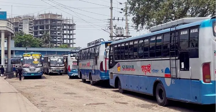 কুষ্টিয়ায় অনির্দিষ্টকালের জন্য বাস চলাচল বন্ধ