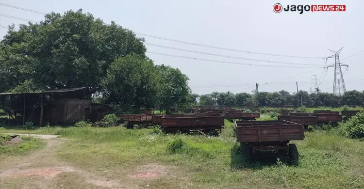 বন্ধ চিনিকলে খোশগল্পে কাটে সময়, নষ্ট হচ্ছে শত কোটির যন্ত্রপাতি