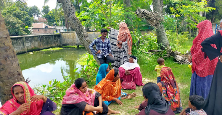 প্রেম করে বিয়ে, ৬ মাস না যেতেই গৃহবধূকে পিটিয়ে হত্যার অভিযোগ