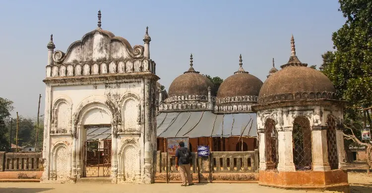 ঝাউদিয়া শাহী মসজিদ, ৪০০ বছরের অনন্য স্থাপত্যকাব্য