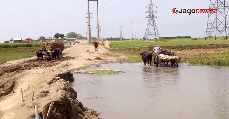 সরকার বদলায়, বদলায় না চরবাসীর ভাগ্য