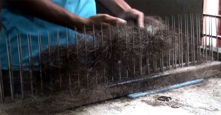 পুরুষের বেতন ২০ হাজার, নারীর আড়াই!